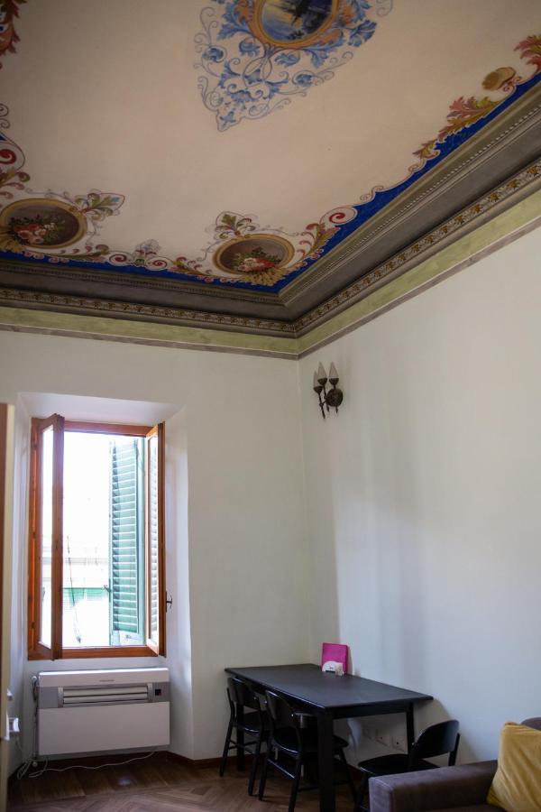 Near The Basilica Of San Lorenzo Apartamento *
